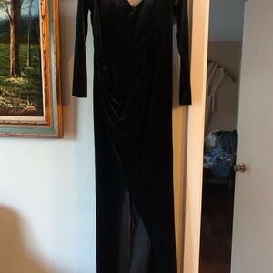 Elegant Black Velvet Long Sleeve Black Dress w High Thigh Slit